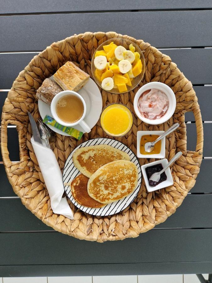 Villa Theo , Chambre D'Hotes , Petit Dejeuner, Table D'Hotes Sainte-Anne  Exterior foto
